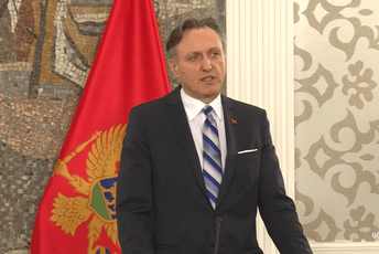 Krivokapić: Ne sjedim u Vladi, službenik sam i ona me nije postavila