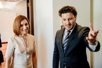 Sandu Abazoviću: Hvala što ste podržali kandidatski status Ukrajine i Moldavije za članstvo u EU Sandu Abazoviću: Hvala što ste podržali kandidatski status Ukrajine i Moldavije za članstvo u EU