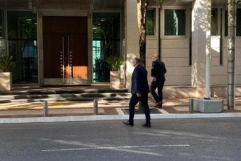 Počeo sastanak Đukanovića, Abazovića i Konjevića Počeo sastanak Đukanovića, Abazovića i Konjevića