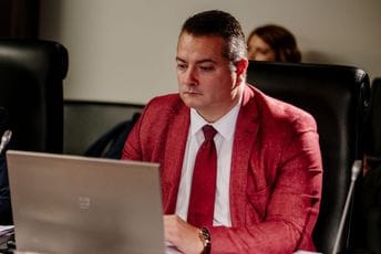 HGI odgovorio Uri: Prije traktora bili su tenkovi HGI odgovorio Uri: Prije traktora bili su tenkovi