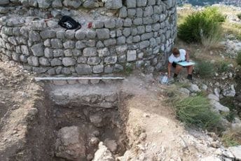 Novi tragovi o ilirskoj naseobini Novi tragovi o ilirskoj naseobini