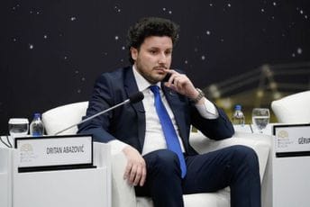 Srpski mediji: Sraman potez DPS-a, nož u leđa... Srpski mediji: Sraman potez DPS-a, nož u leđa...