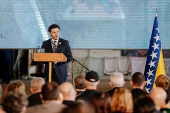 Abazović se izvinio Majkama Srebrenice: Oprostite na nejasno izrečenoj misli Abazović se izvinio Majkama Srebrenice: Oprostite na nejasno izrečenoj misli