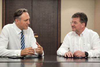 Krivokapić: Potrebna nova zrelost Evrope da zaštiti vrijednosti na kojima je osnovana Krivokapić: Potrebna nova zrelost Evrope da zaštiti vrijednosti na kojima je osnovana