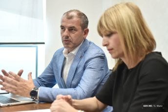 MJU: Potpisani ugovori sa šest NVO za finansiranje projekata u oblasti digitalizacije MJU: Potpisani ugovori sa šest NVO za finansiranje projekata u oblasti digitalizacije