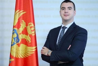 Radović: Praksa pribjegavanja podmetačinama nažalost ne čudi, ali ne smijemo dozvoliti da prevlada Radović: Praksa pribjegavanja podmetačinama nažalost ne čudi, ali ne smijemo dozvoliti da prevlada