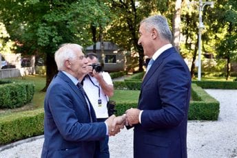 Đukanović na Cetinju dočekao Borelja (FOTO)