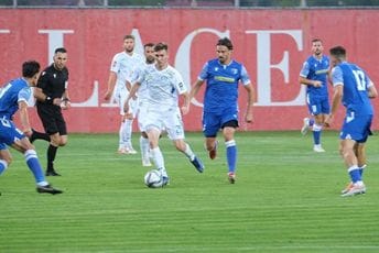 Tuzani se borili do kraja, ali nijesu uspjeli: Bjeloruse u drugo kolo odveo naš Dušan Bakić Tuzani se borili do kraja, ali nijesu uspjeli: Bjeloruse u drugo kolo odveo naš Dušan Bakić