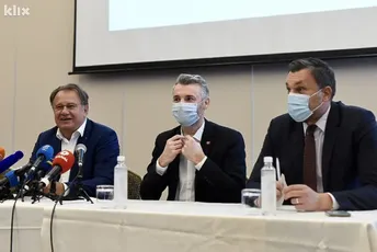 Policija zabranila četničko okupljanje na trgu u Bijeljini Policija zabranila četničko okupljanje na trgu u Bijeljini