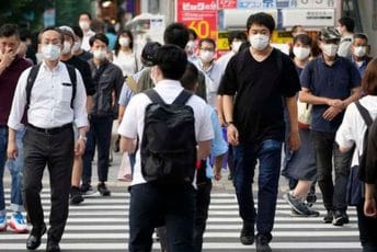 U Japanu više od 100 hiljada novih slučajeva kovida U Japanu više od 100 hiljada novih slučajeva kovida