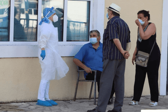 Broj zaraženih raste, Ministarstvo ne pooštrava mjere, IJZ ćuti Broj zaraženih raste, Ministarstvo ne pooštrava mjere, IJZ ćuti