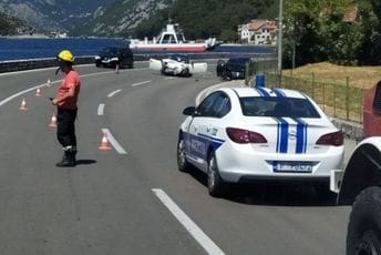 Udes u Lepetanima, teže povrijeđena državljanka Kazahstana Udes u Lepetanima, teže povrijeđena državljanka Kazahstana