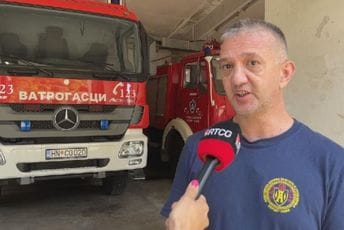 Herceg Novi: Požar iznad Zelenike se širi, očekuju pomoć iz vazduha Herceg Novi: Požar iznad Zelenike se širi, očekuju pomoć iz vazduha