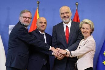 Otvoreni pregovori EU sa Skopljem i Tiranom, Fon der Lajen: Istorijski trenutak Otvoreni pregovori EU sa Skopljem i Tiranom, Fon der Lajen: Istorijski trenutak