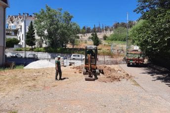 Vuković: Nova zelena površina za dvije sedmice u naselju Malo brdo Vuković: Nova zelena površina za dvije sedmice u naselju Malo brdo