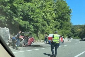 Nesreća na putu Mojkovac-Ribarevine: Poginuo državljanin Srbije Nesreća na putu Mojkovac-Ribarevine: Poginuo državljanin Srbije