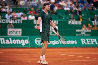 Ruske teniske zvijezde spremne da promijene državljanstvo Ruske teniske zvijezde spremne da promijene državljanstvo