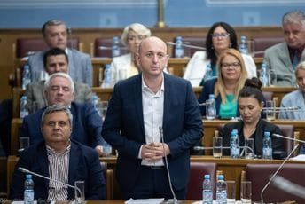 Knežević: Vlada pala i nikakva crna magija i rituali je ne mogu vratiti Knežević: Vlada pala i nikakva crna magija i rituali je ne mogu vratiti