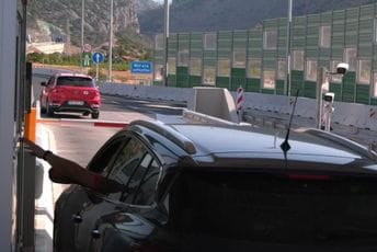 Počela naplata putarine na autoputu: Do danas prošlo oko 91 hiljada vozila Počela naplata putarine na autoputu: Do danas prošlo oko 91 hiljada vozila