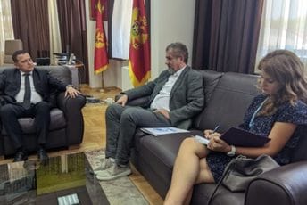 Vojinović: Ukrajinska djeca pohađaju vrtiće besplatno, svako prijavljeno dijete upisano u škole Vojinović: Ukrajinska djeca pohađaju vrtiće besplatno, svako prijavljeno dijete upisano u škole