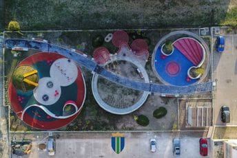 Opština Bar predala građanima novi park kod škole “Jugoslavija” Opština Bar predala građanima novi park kod škole “Jugoslavija”