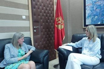 Veliko interesovanje britanskih firmi za ulaganje u projekte koji se tiču obnovljivih izvora energije Veliko interesovanje britanskih firmi za ulaganje u projekte koji se tiču obnovljivih izvora energije