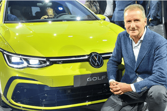 Direktor grupacije Volkswagen podnosi ostavku Direktor grupacije Volkswagen podnosi ostavku