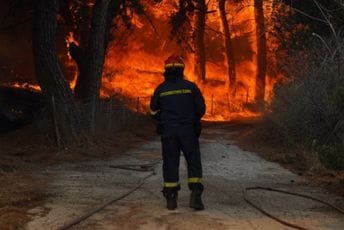 Borba s požarima u Sloveniji još traje: Ne pomaže ni kiša Borba s požarima u Sloveniji još traje: Ne pomaže ni kiša