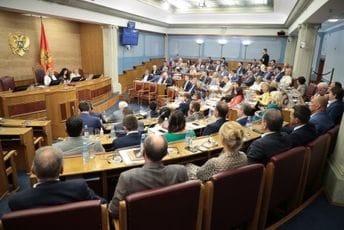 Poslanici sjutra o Zeti, Sudskom savjetu, otvaranju parlamentarne istrage povodom dešavanja na Cetinju 4. i 5. septembra...