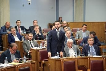 Živković: Dali smo šansu dijalogu, izbori i nova evropska Vlada su rješenje