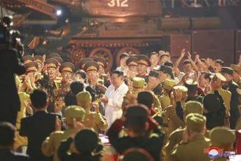 Kim Džong Un: Sjeverna Koreja spremna za bilo kakav sukob sa Amerikom Kim Džong Un: Sjeverna Koreja spremna za bilo kakav sukob sa Amerikom