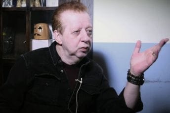 Ukinuta privremena sudska mjera: Houra i bend mogu nastupati kao Prljavo kazalište Ukinuta privremena sudska mjera: Houra i bend mogu nastupati kao Prljavo kazalište