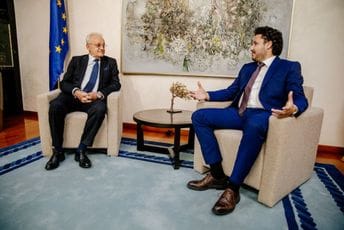 Abazović sa ambasadorom S. Makedonije: Podnijeli ste veliku žrtvu, svima možete biti primjer Abazović sa ambasadorom S. Makedonije: Podnijeli ste veliku žrtvu, svima možete biti primjer