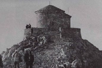 Pet laži o Lovćenu Pet laži o Lovćenu