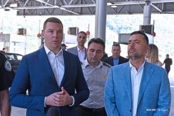 Đurović i Adžić obišli granični prelaz Dobrakovo Đurović i Adžić obišli granični prelaz Dobrakovo