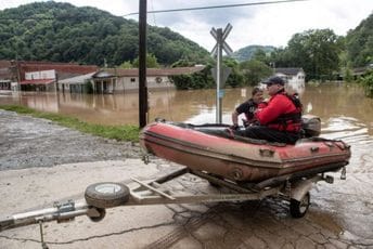 Najmanje 19 osoba stradalo u poplavama u Kentakiju Najmanje 19 osoba stradalo u poplavama u Kentakiju