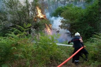 Vatrogasac u Francuskoj podmetao požare s ciljem da pobjegne od porodice i pronađe adrenalin Vatrogasac u Francuskoj podmetao požare s ciljem da pobjegne od porodice i pronađe adrenalin