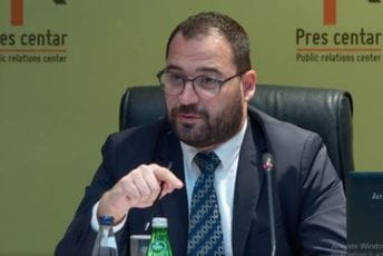 Šahmanović: Ocjene Suade Zoronjić su naručene i degutantne Šahmanović: Ocjene Suade Zoronjić su naručene i degutantne