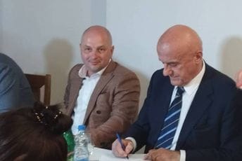 Potpisan ugovor o prodaji dijela Neksana ruskom proizvođaču alkohola Potpisan ugovor o prodaji dijela Neksana ruskom proizvođaču alkohola