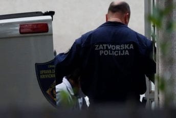 Nastavljeno suđenje Kolumbijcu za pripremu likvidacije: Tvrdi da je sa prijateljem došao u CG zbog lijepih žena Nastavljeno suđenje Kolumbijcu za pripremu likvidacije: Tvrdi da je sa prijateljem došao u CG zbog lijepih žena