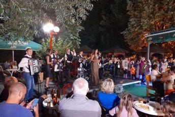 Pljevlja od večeras središte tamburaške muzike, u subotu stiže i Zvonko Bogdan Pljevlja od večeras središte tamburaške muzike, u subotu stiže i Zvonko Bogdan