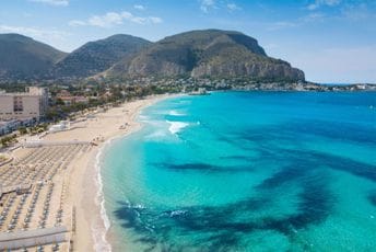 Gdje građani Italije idu na odmor: Prednjače rezervacije za ostrva i - Albaniju Gdje građani Italije idu na odmor: Prednjače rezervacije za ostrva i - Albaniju