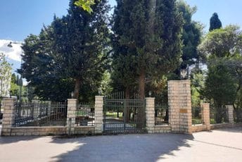 Vuković: Uskoro otvaramo Kraljev park, nadam se da ćemo ga ubuduće bolje čuvati Vuković: Uskoro otvaramo Kraljev park, nadam se da ćemo ga ubuduće bolje čuvati