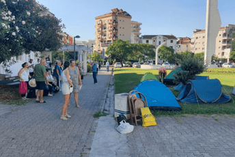 Štrajk ne prekidaju do ispunjenja zahtjeva Sa protesta u Budvi