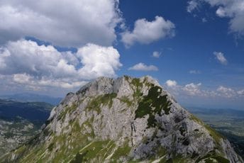 Njemice na Durmitoru zaglavljene u stijeni: Za njima se traga po jakom vjetru i kiši