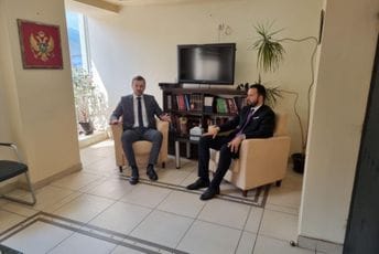 Dukaj posjetio Opštinu Plav: Ministarstvo posvećeno decentralizaciji Dukaj posjetio Opštinu Plav: Ministarstvo posvećeno decentralizaciji