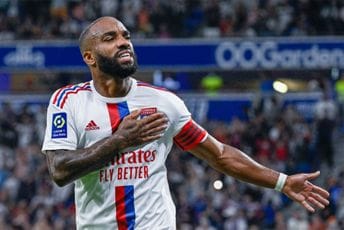 Start Lige 1 obilježio povratnički gol Lakazeta i brutalan start golmana Liona (VIDEO) Start Lige 1 obilježio povratnički gol Lakazeta i brutalan start golmana Liona (VIDEO)