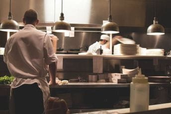 IJZ: Preporuke za sprečavanje crijevnih zaraznih bolesti i bezbjedno pripremanje hrane IJZ: Preporuke za sprečavanje crijevnih zaraznih bolesti i bezbjedno pripremanje hrane