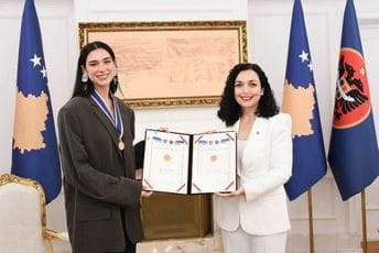 Dua Lipa postala počasna ambasadorka Kosova Dua Lipa postala počasna ambasadorka Kosova