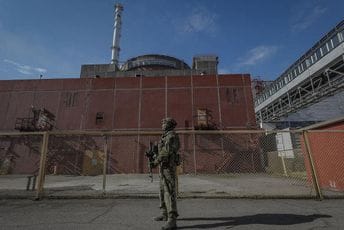 Hitne mjere zbog napada na najveću nuklearku u Evropi: Postoji opasnost od radijacije Hitne mjere zbog napada na najveću nuklearku u Evropi: Postoji opasnost od radijacije